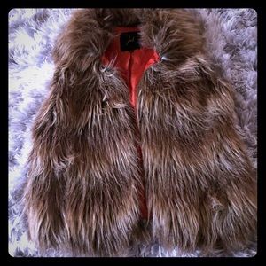 Women’s Brown Fur Vest with pockets